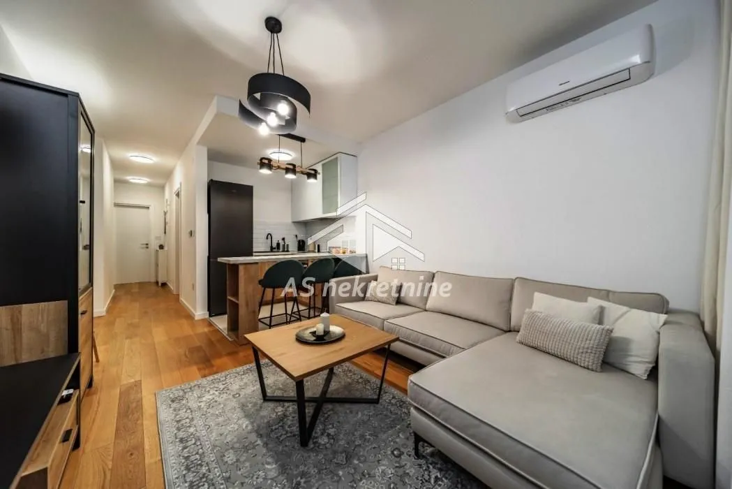 Izdavanje, dvosoban stan, 40m², Vukov Spomenik, Zvezdara Sve Podlokacije