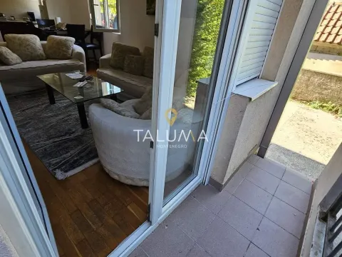 Izdavanje, trosoban stan, 80m², Dalmatinska ulica, Podgorica - image 11