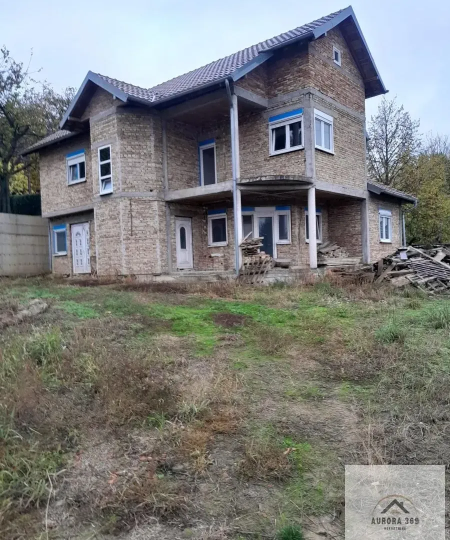 Prodaja, kuća, 138m², Sremska Kamenica, Petrovaradin