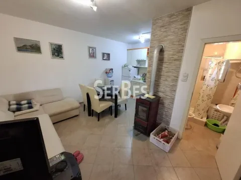 Prodaja, kuća, 45m², Maradik, Inđija - image 2