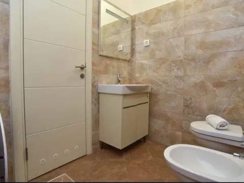 Rent, two bedroom apartment, 94m², Zavala, Budva - image 6