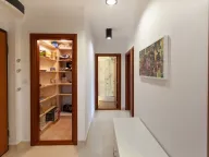 Izdavanje, dvosoban stan, 69m2, Preko Morače, Podgorica