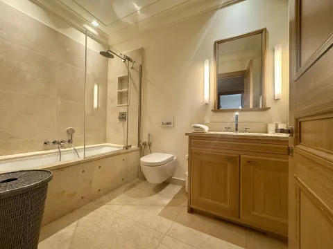 Rent, two bedroom apartment, 116m², Porto Montenegro, Tivat - image 9