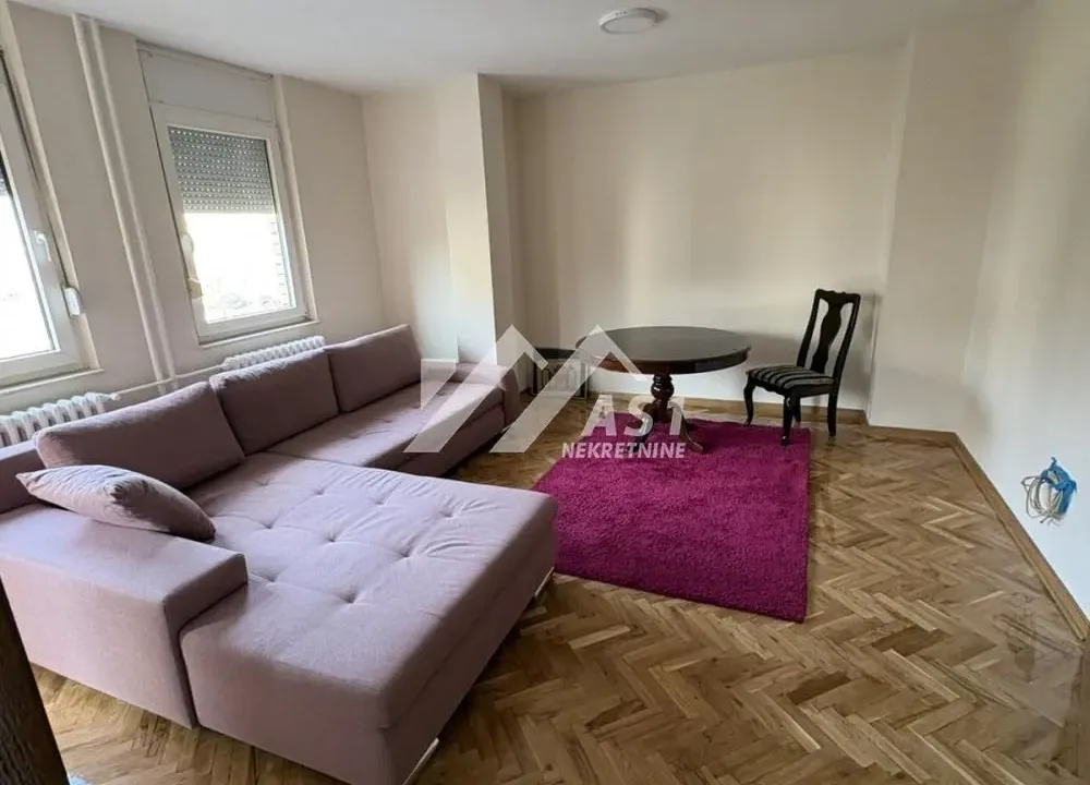 Izdavanje, dvosoban stan, 60m², Detelinara, Novi Sad Sve Podlokacije
