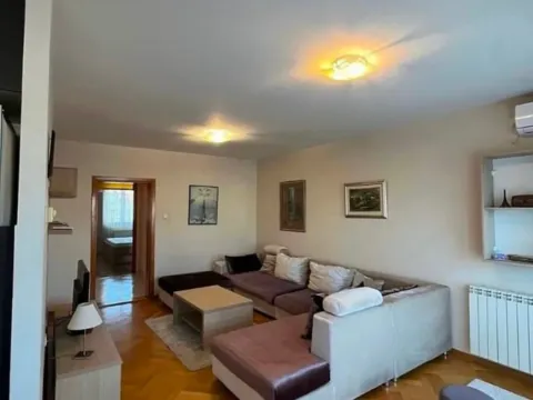 Rent, two bedroom apartment, 76m², Stari Aerodrom, Podgorica