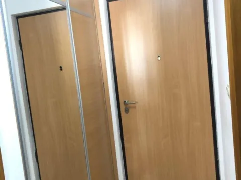 Sale, one bedroom apartment, 44m², Stari Aerodrom, Podgorica - image 2