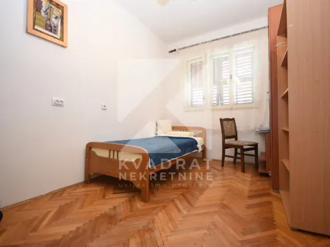 Rent, two bedroom apartment, 55m², Tološi, Podgorica - image 7