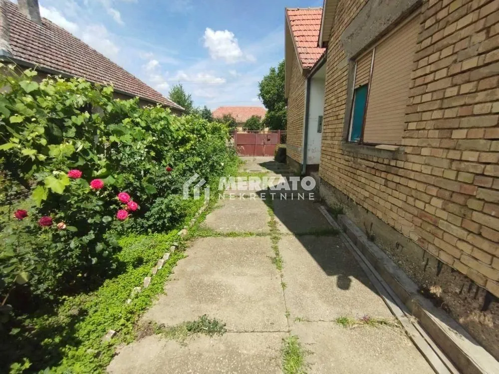 Prodaja, kuća, 101m², Perlez, Zrenjanin