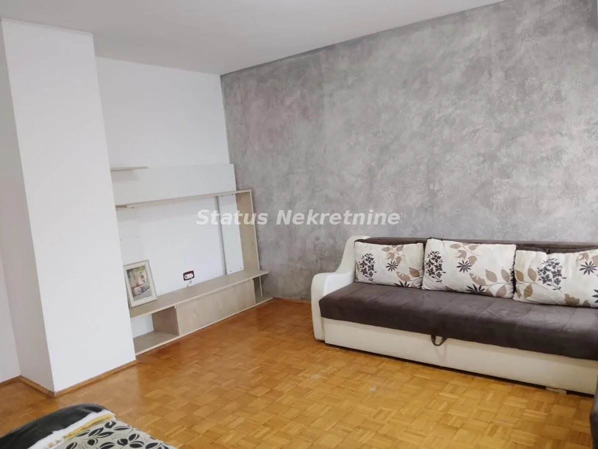 Izdavanje, trosoban stan, 62m², Liman 3, Novi Sad Sve Podlokacije
