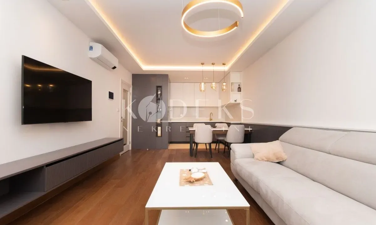 Rent, two bedroom apartment, 72m², City Kvart, Podgorica