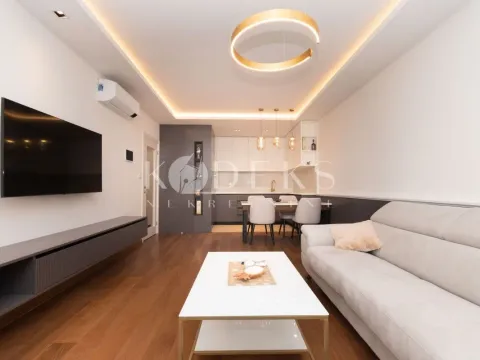 Rent, two bedroom apartment, 72m², City Kvart, Podgorica - image 1