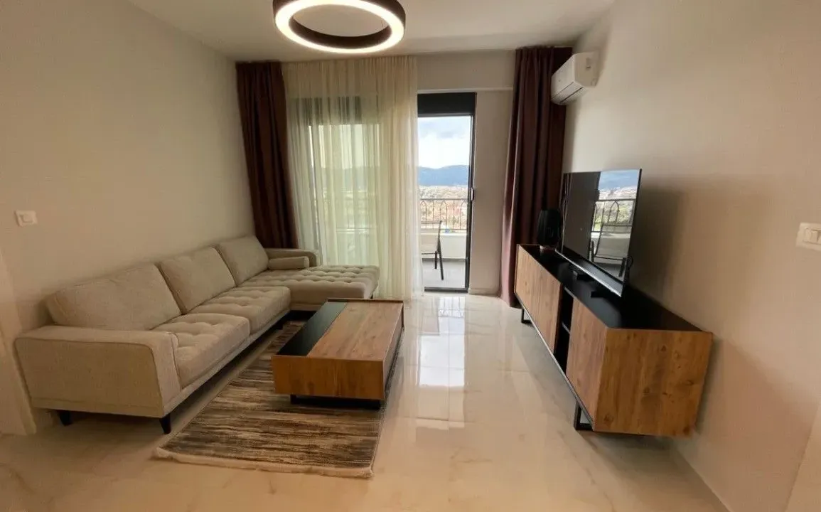 Izdavanje, dvosoban stan, 65m², Čeluga, Bar