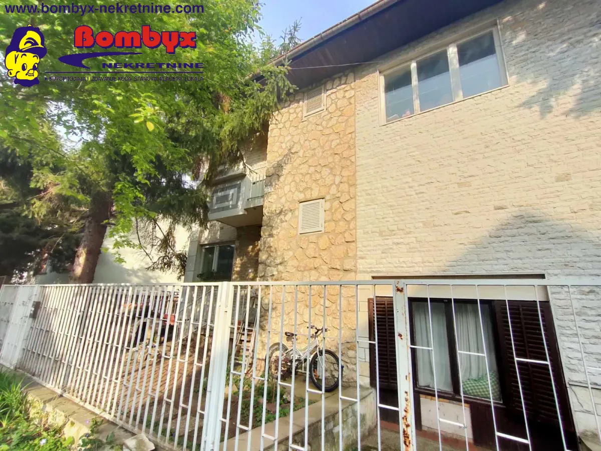 Prodaja, kuća, 241m², Sremska Kamenica, Petrovaradin
