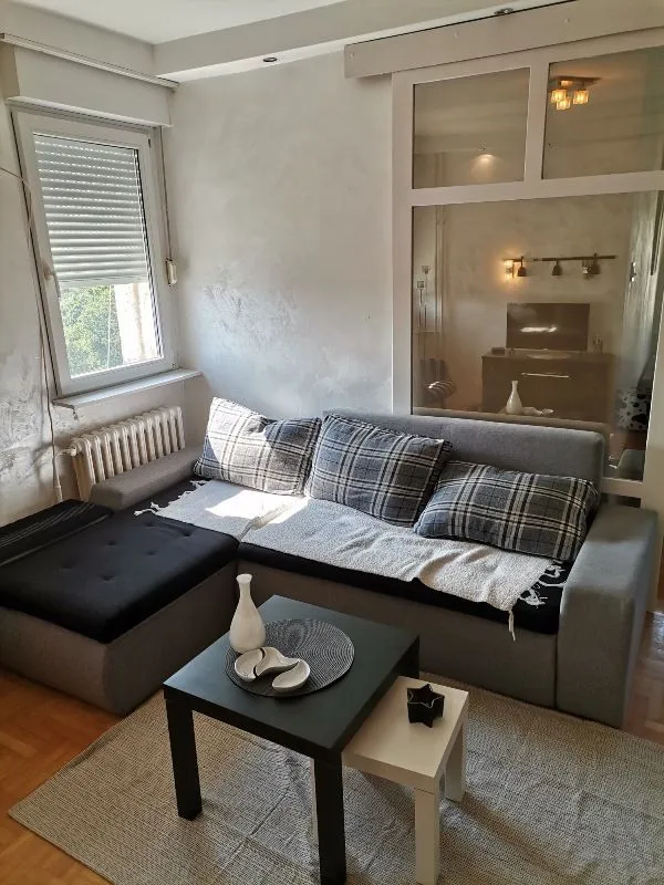 Prodaja, jednosoban stan, 37m², Novi Beograd Sve Podlokacije, Beograd