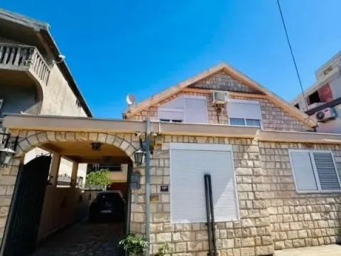 Sale, house, 300m², Bar, Crna Gora - image 6