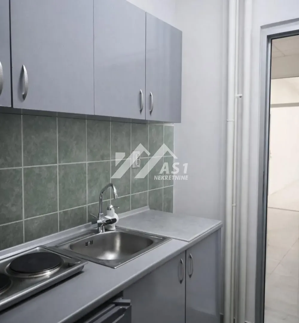 Rent, office space, 275m², Centar, Novi Sad
