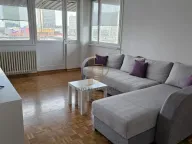 Izdavanje, dvosoban stan, 62m², Novi Beograd Blok 21, Novi Beograd Sve Podlokacije - image 1