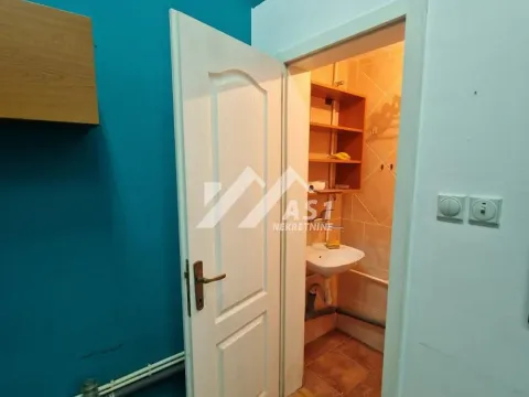 Rent, office space, 10m², Detelinara, Novi Sad Sve Podlokacije - image 2