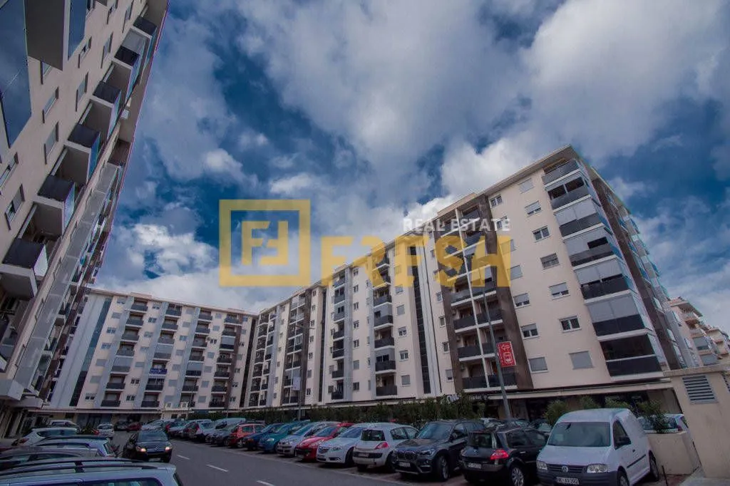 Izdavanje, jednosoban stan, 59m², City Kvart, Podgorica