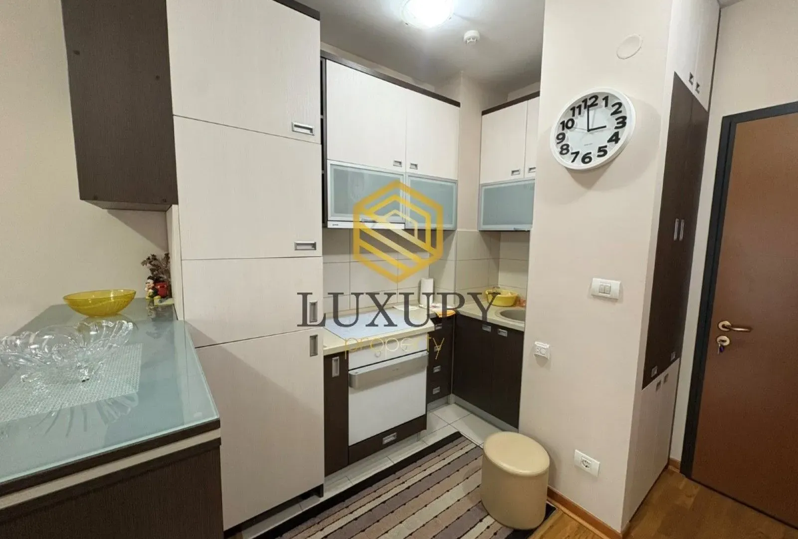 Rent, studio apartment, 35m², City Kvart, Podgorica