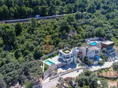 Prodaja, plac, 1725m², Budva, Crna Gora - image 9