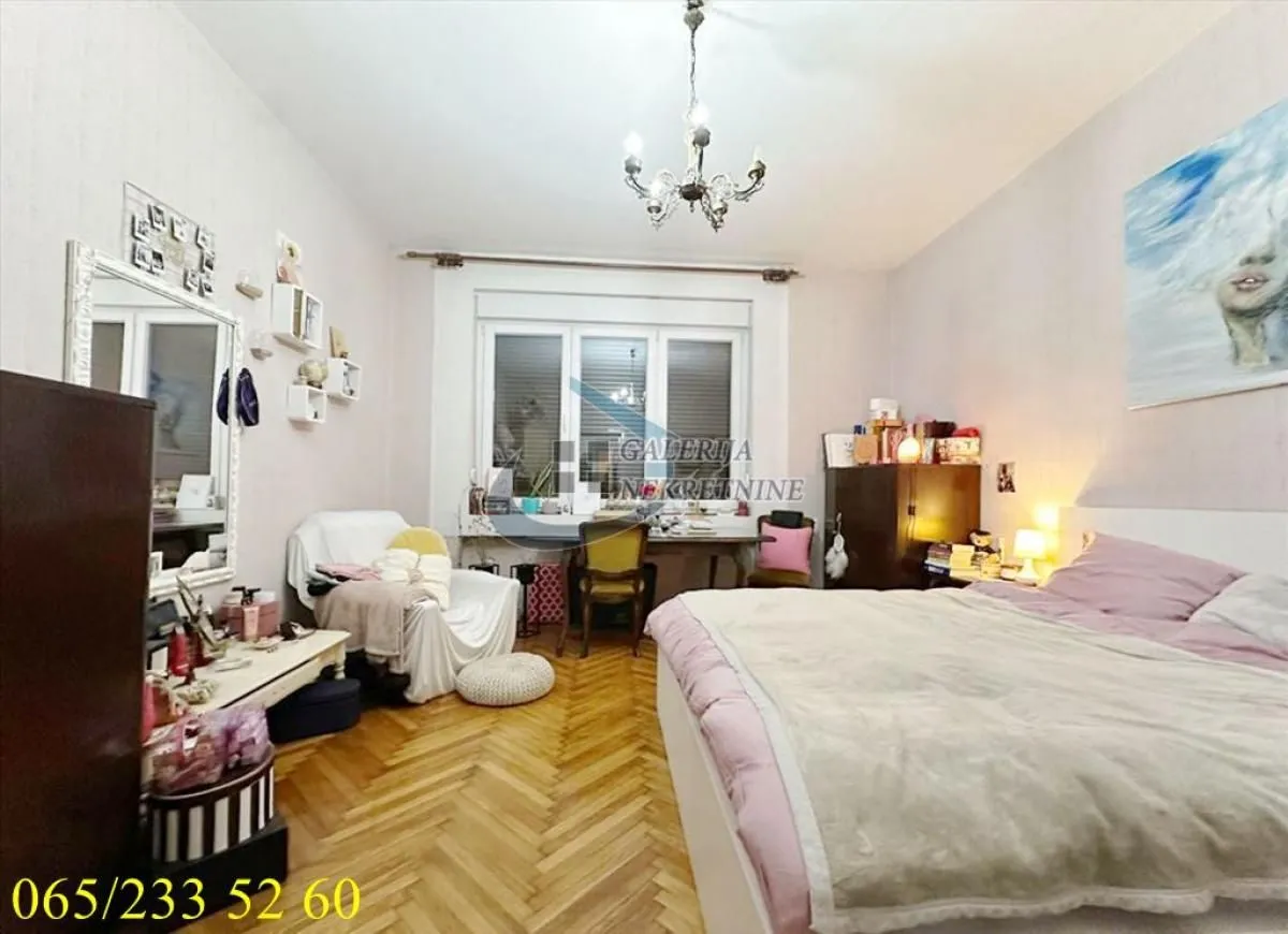 Prodaja, trosoban stan, 97m², Stari Grad, Beograd