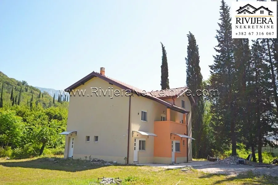 Prodaja, kuća, 267m², Sutorina, Herceg Novi