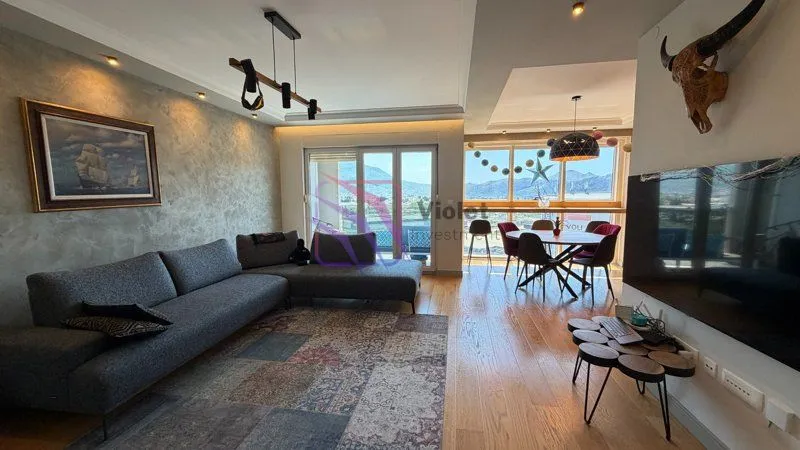 Sale, three bedroom apartment, 112m², Centar, Bar