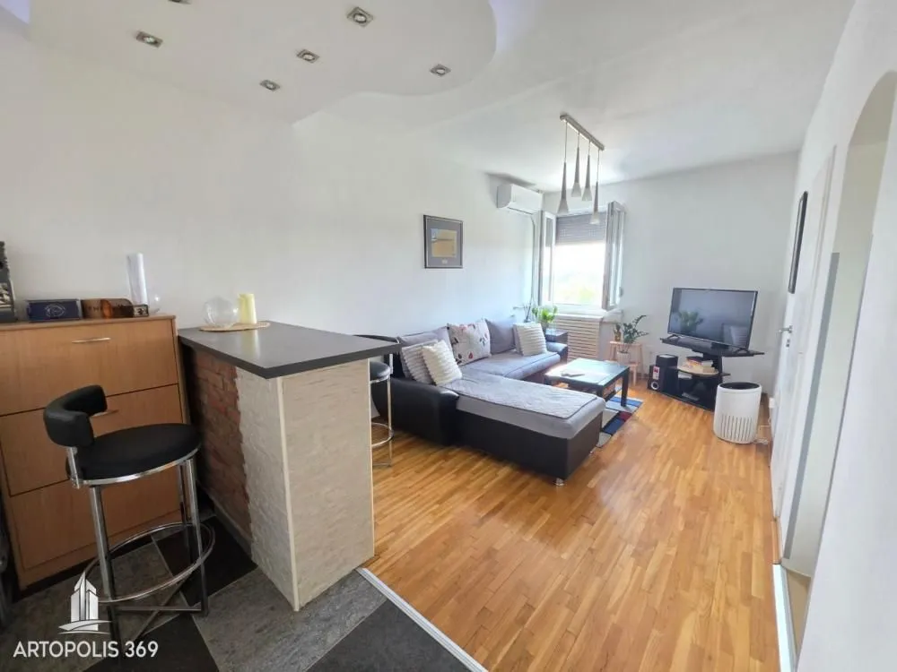 Prodaja, trosoban stan, 76m², Palilula Sve Podlokacije, Beograd
