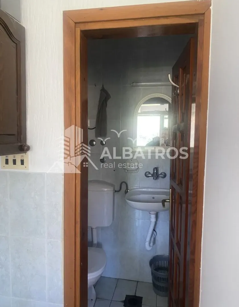 Rent, office space, 65m², Centar, Bar
