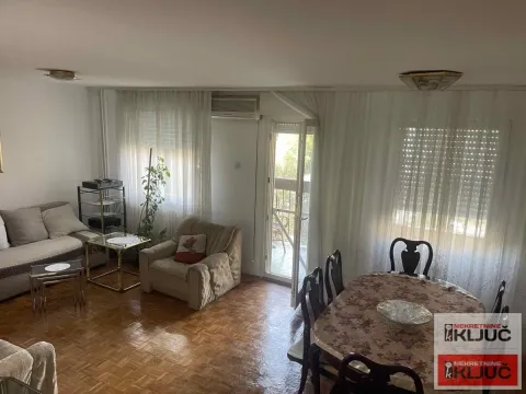Rent, two bedroom apartment, 56m², Rotkvarija, Novi Sad Sve Podlokacije - image 2