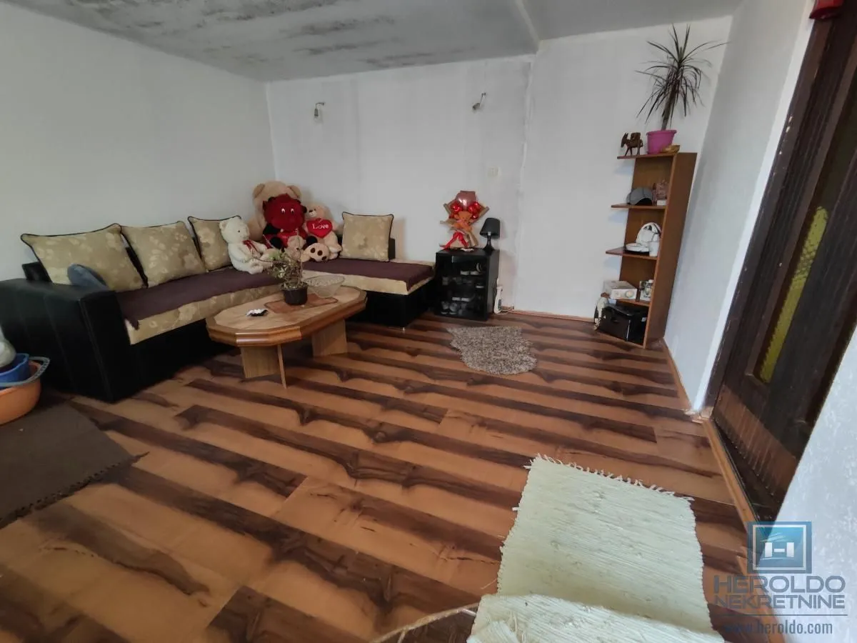 Prodaja, kuća, 192m², Đurđevo brdo, Jagodina