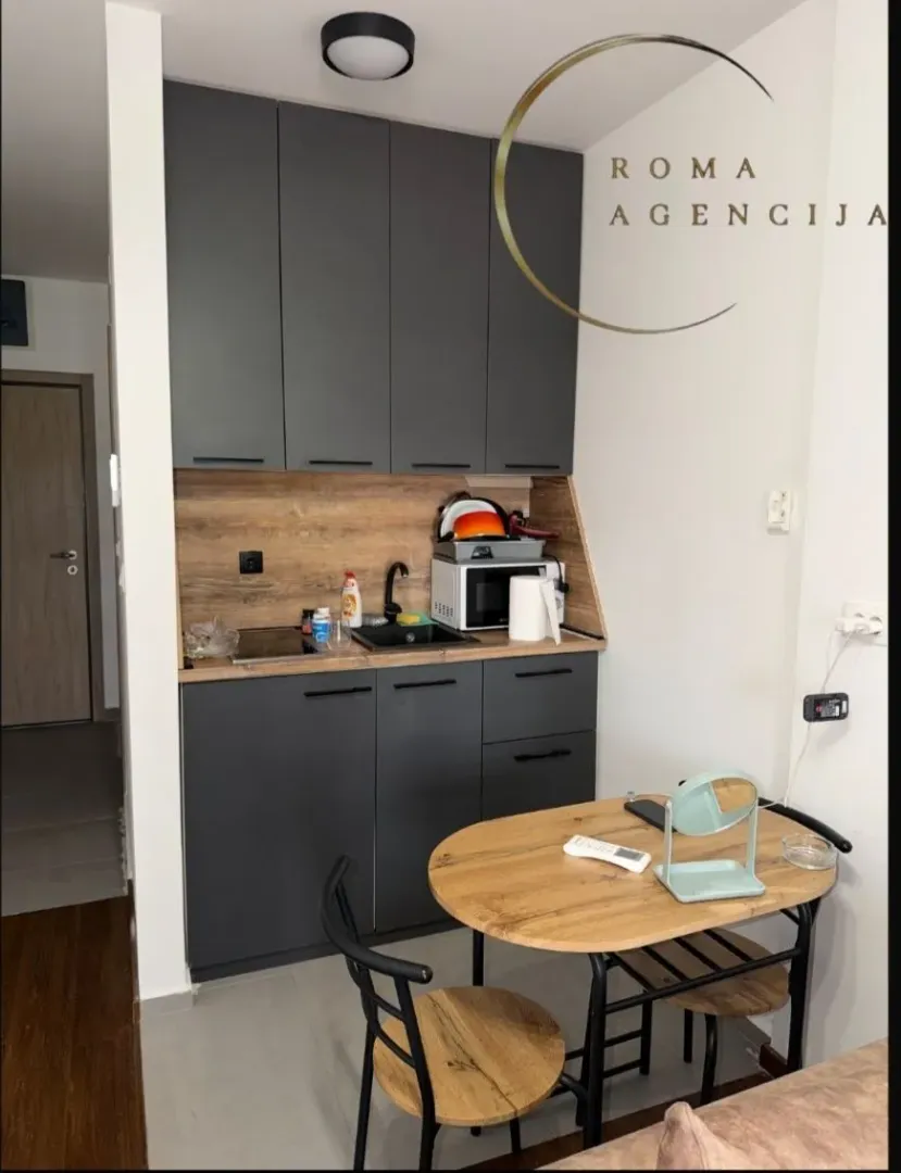 Prodaja, garsonjera, 24m², Master Kvart, Podgorica