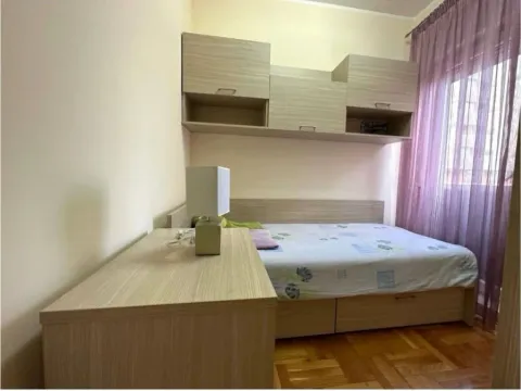 Izdavanje, dvosoban stan, 60m², Ljubović, Podgorica - image 9
