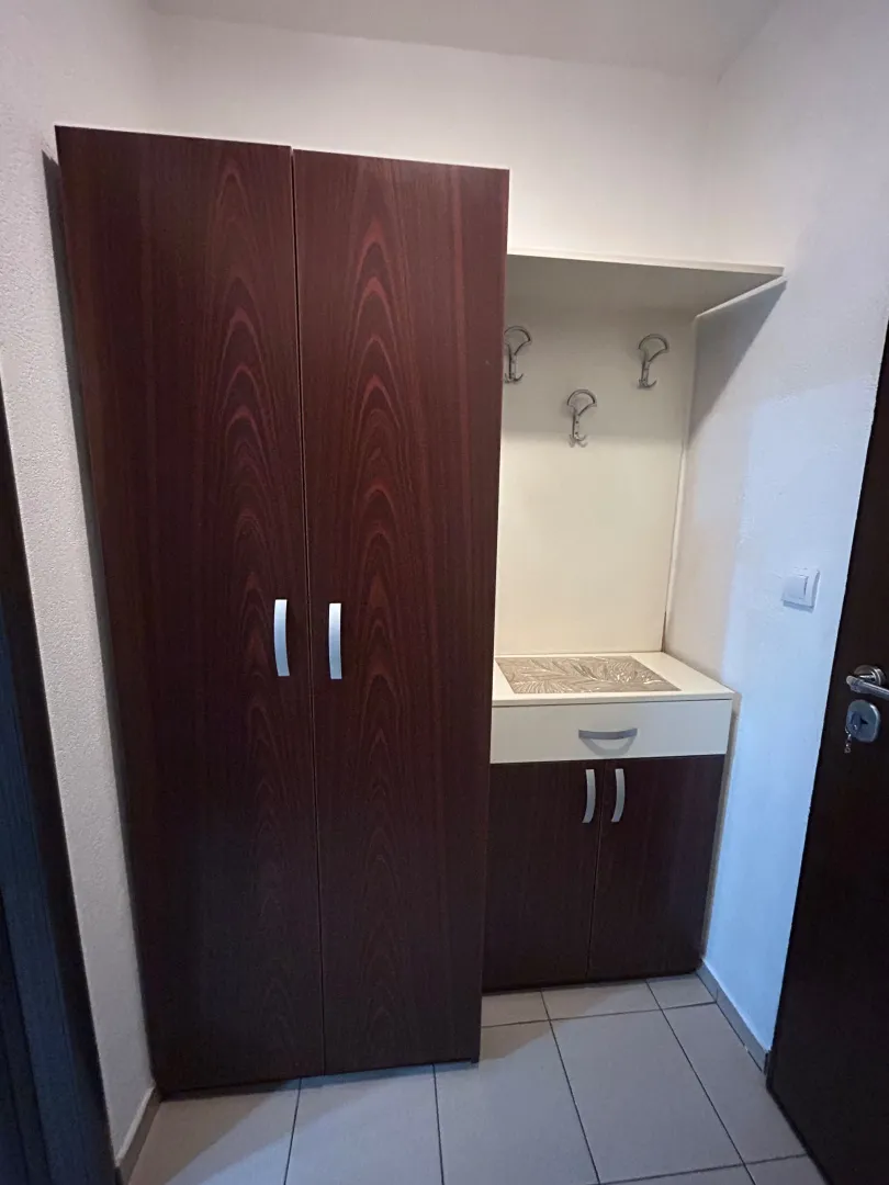Stan-na-dan, garsonjera, 31m², Malo Brdo, Podgorica