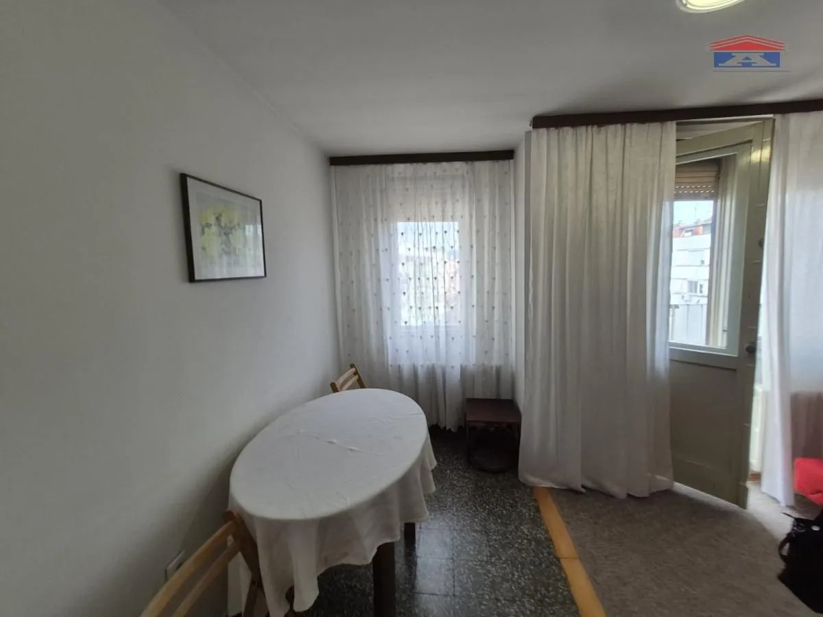 Izdavanje, dvosoban stan, 47m², Grbavica, Novi Sad Sve Podlokacije