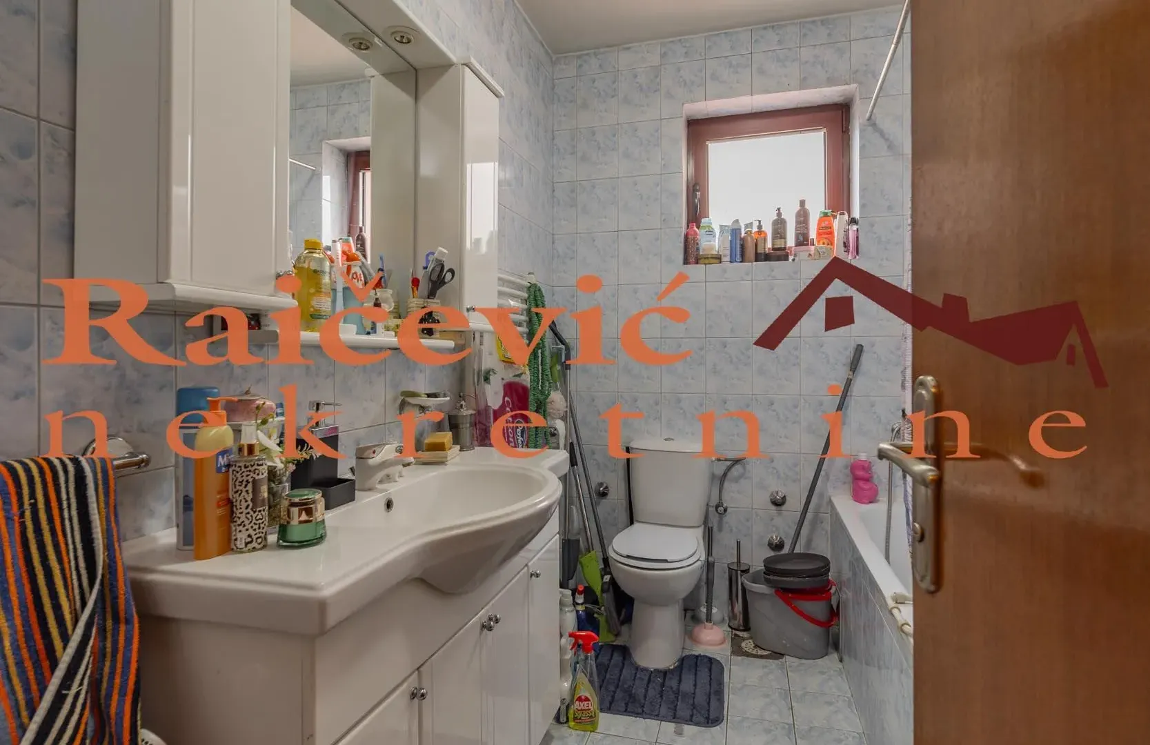 Rent, house, 500m², Zvezdara Sve Podlokacije, Beograd