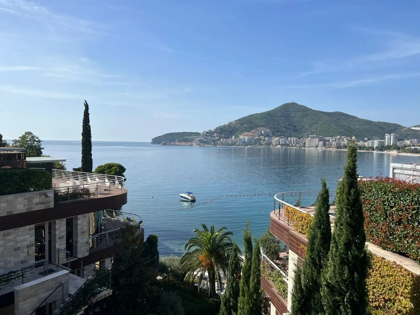 Prodaja, trosoban stan, 167m², Dukley Gardens, Budva