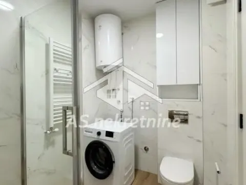 Izdavanje, jednosoban stan, 35m², Južni Bulevar, Vračar Sve Podlokacije - image 13