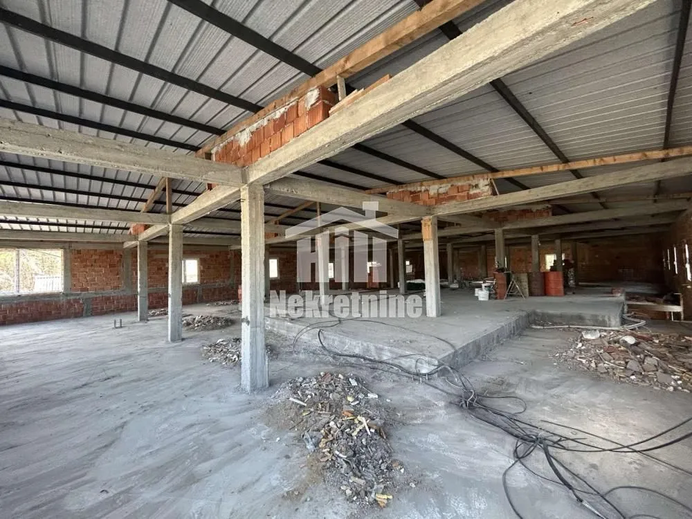 Rent, office space, 700m², Umka, Beograd
