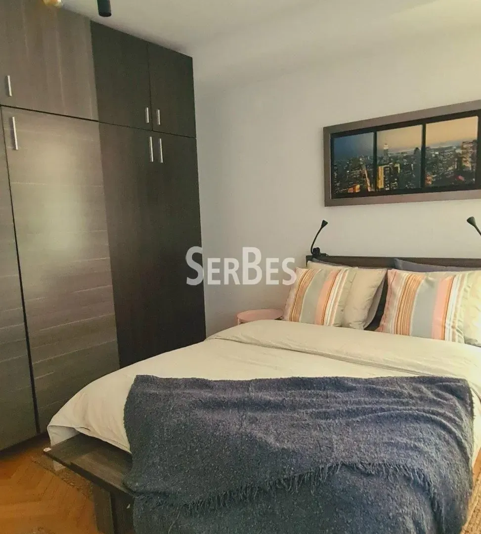Izdavanje, trosoban stan, 77m², Klinički Centar, Beograd