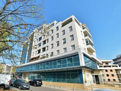 Sale, two bedroom apartment, 100m², Centar, Podgorica