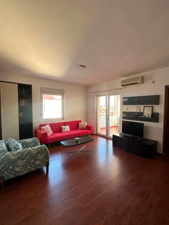 Rent, one bedroom apartment, 55m², Podmaine, Budva