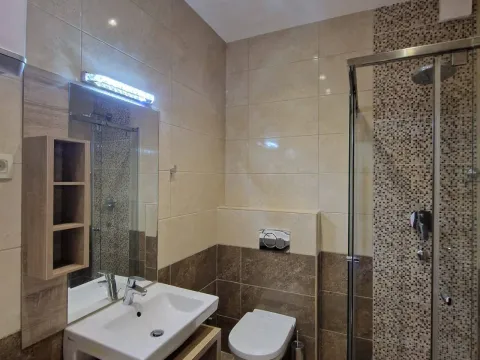 Prodaja, trosoban stan, 152m², Petrovac, Budva - image 3