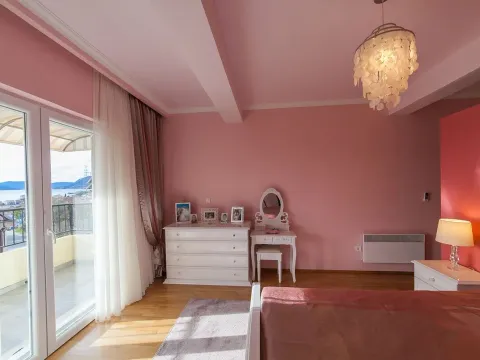 Sale, two bedroom apartment, 90m², Tivat, Crna Gora - image 7