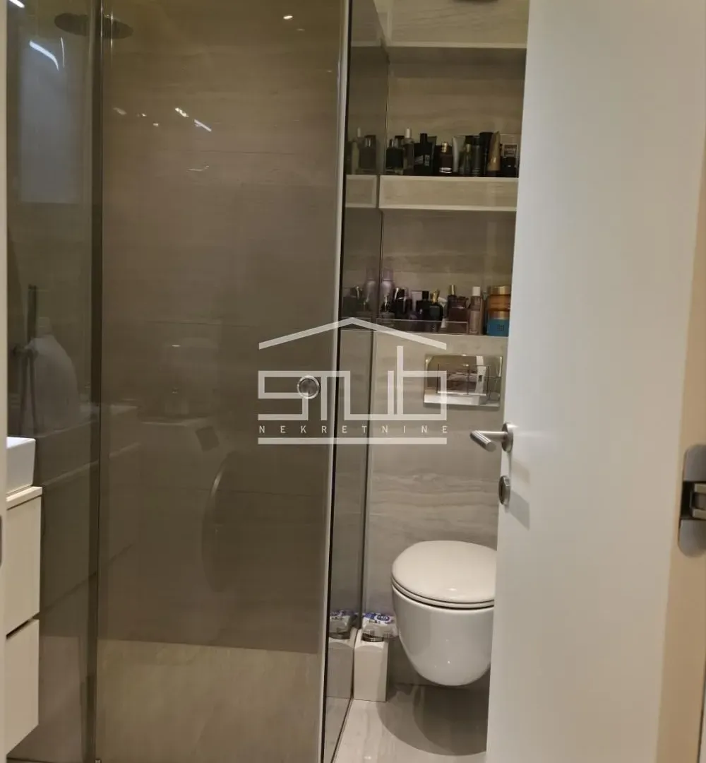 Rent, two bedroom apartment, 60m², Vračar Sve Podlokacije, Beograd