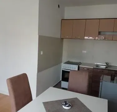 Izdavanje, jednosoban stan, 33m², Podgorica, Crna Gora - image 4