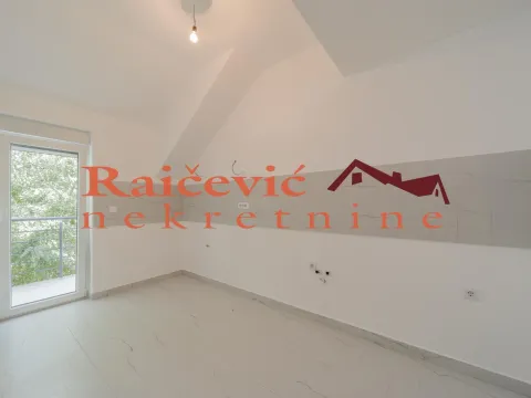 Prodaja, trosoban stan, 80m², Grocka, Beograd - image 4