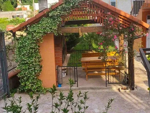 Prodaja, kuća, 610m², Sutomore, Bar - image 4