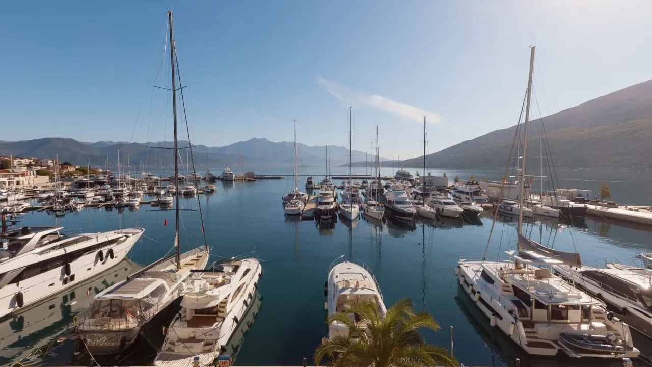 Prodaja, dvosoban stan, 166m², Portonovi, Herceg Novi